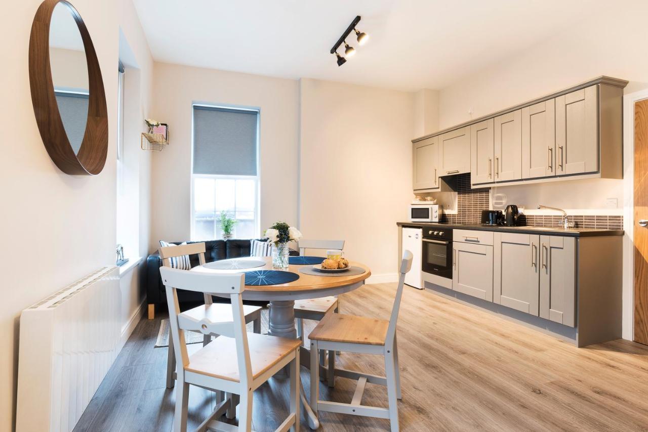 Blue Door Apartments Newcastle  Luaran gambar