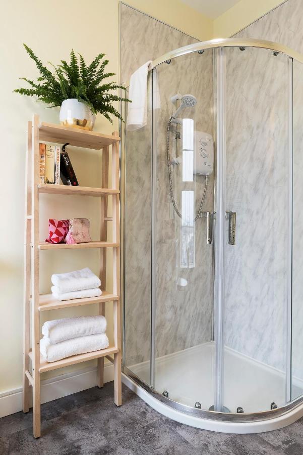 Blue Door Apartments Newcastle  Luaran gambar
