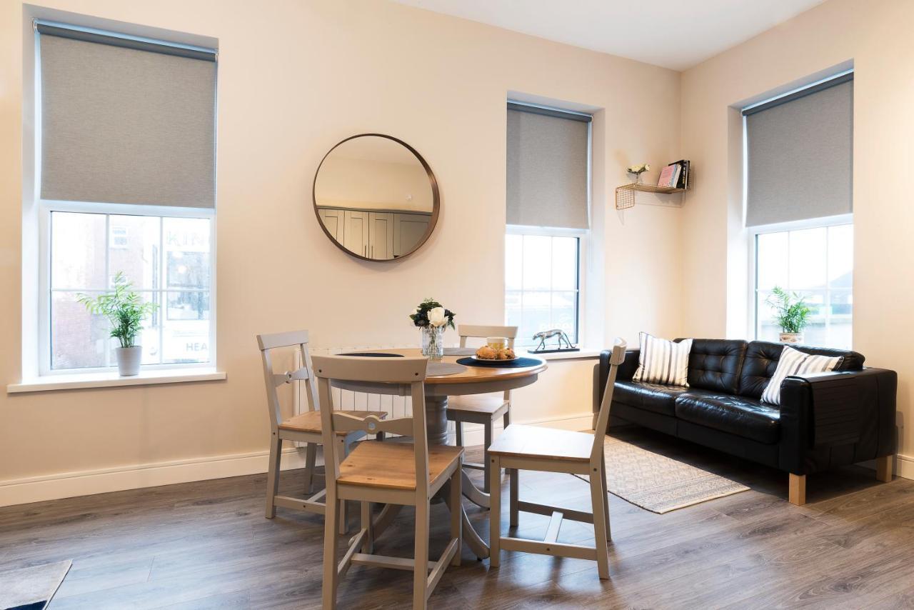 Blue Door Apartments Newcastle  Luaran gambar